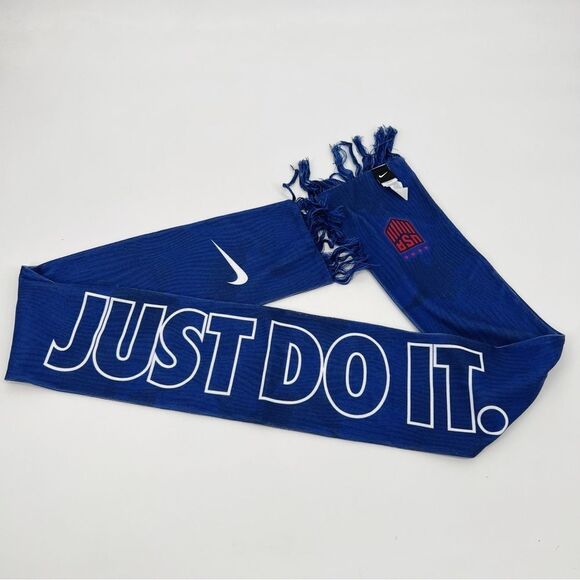 USWNT Local Verbiage Nike Soccer Scarf A-21591 - Picture 2 of 6
